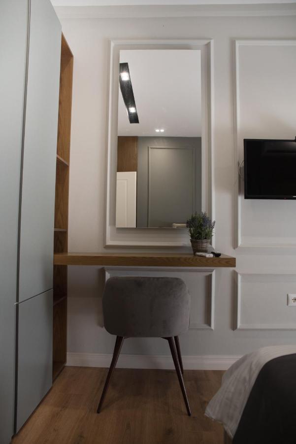 Apartment Panda *